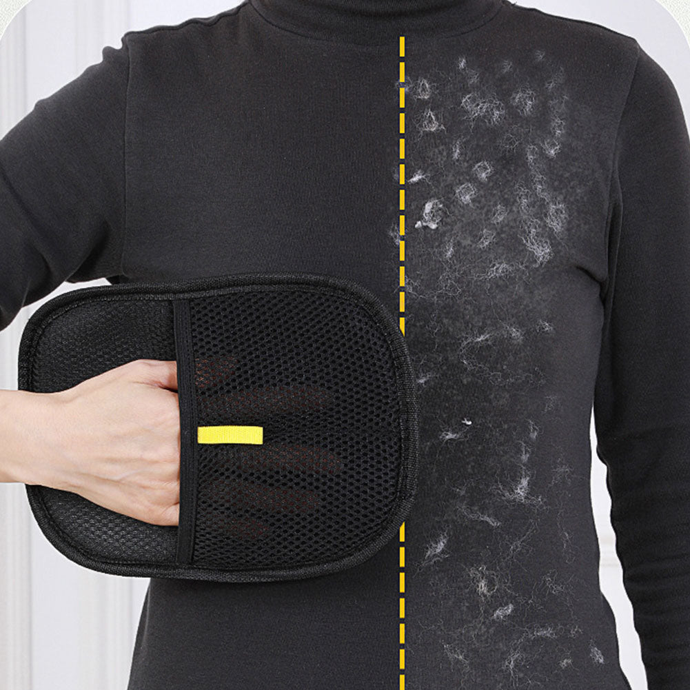 FurFree Grooming Mitt detail